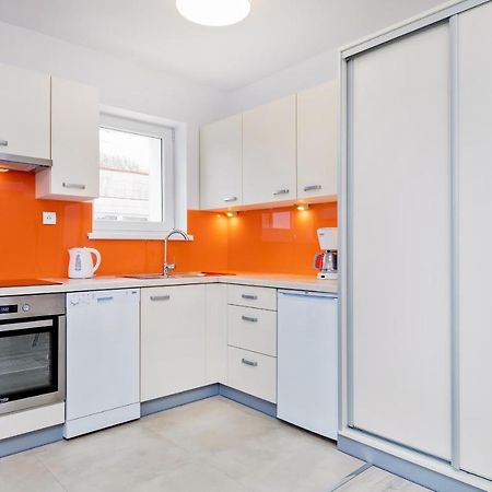 Willa Jalowcowa By Jantar Apartamenty Kolobrzeg Grzybowo  Exterior foto